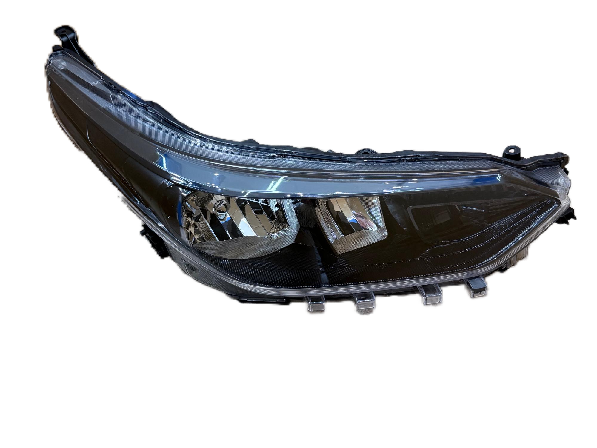 MG-17-193 YARIS 2018 HEAD LAMP