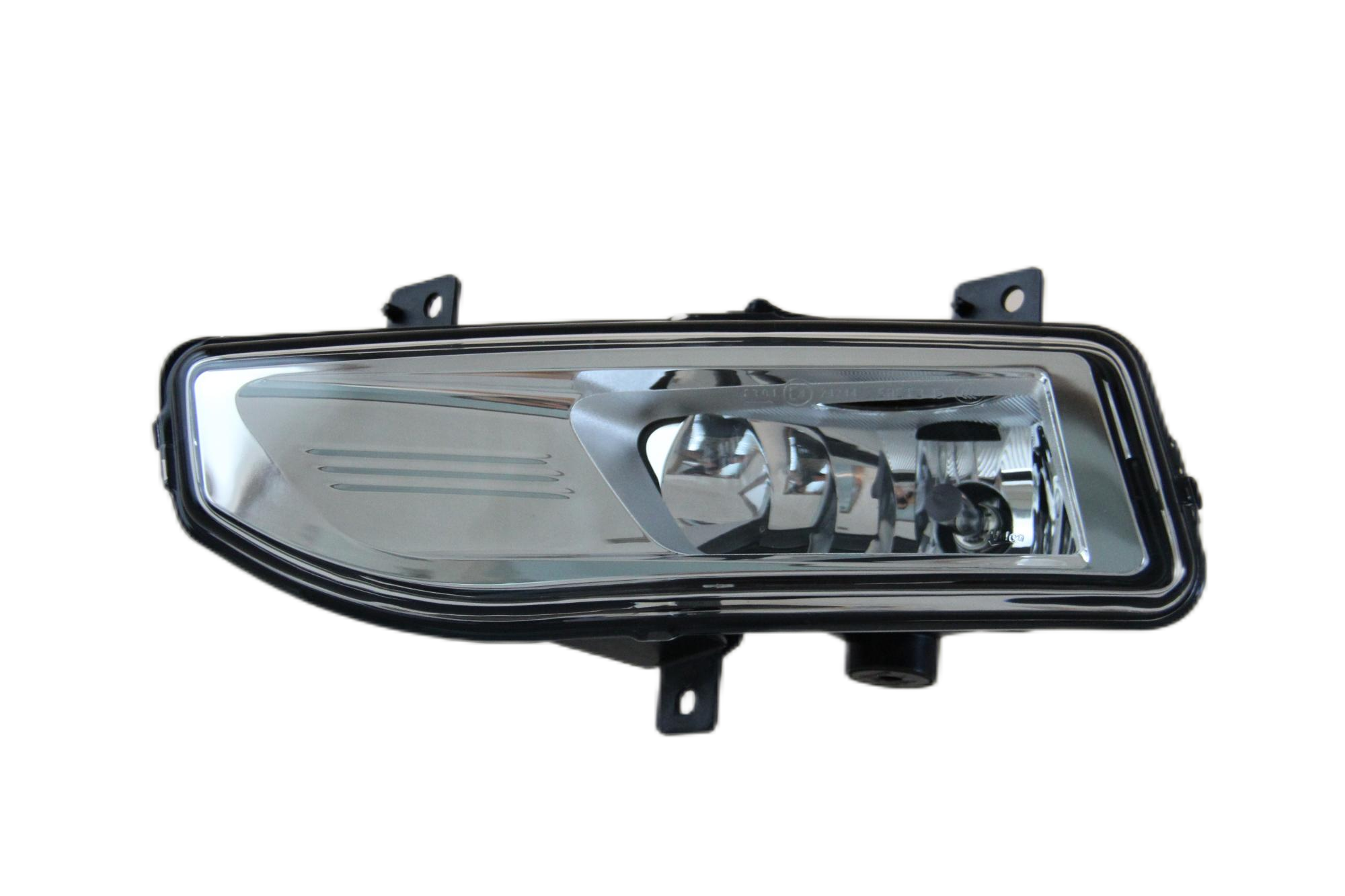 MG-18-091 KICKS 2018 FOG LAMP